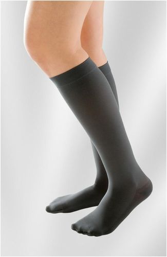 Medias de compresión para la prevención del tromboembolismo venoso - Juzo® Attractive - Juzo - para hombre