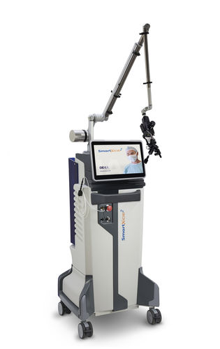 Láser dermatológico - SmartXide² DOT/RF - Deka - de medicina estética / CO2 / en carro