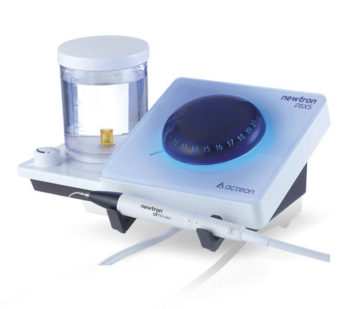 Escarificador dental de ultrasonidos - NEWTRON® P5 XS BLED - ACTEON GROUP - set completo / con luz LED