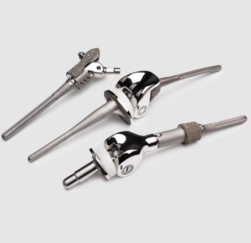 Prótesis de rodilla tricompartimental - OSS™ IM - Zimmer Biomet - de revisión / de platillo móvil / no cementada