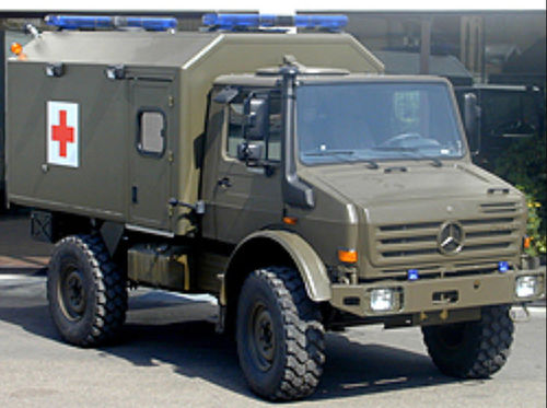 Ambulancia de salvamento - Unimog multi-stretcher - C. Miesen - con cuerpo modular independiente / con 4 camillas / con rampa