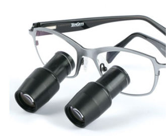 Lupa quirúrgica con montura de gafas - Looks5000 - Xenosys