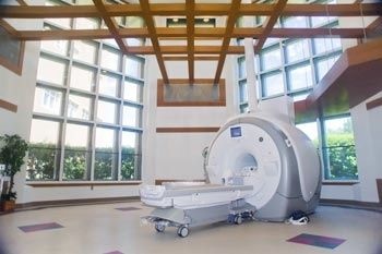 Ventana para resonancia magnética - ClearShield™ - ETS Lindgren - de corredera / con blindaje RF