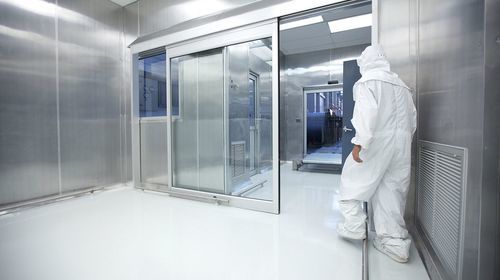 Puerta para sala blanca - SL500 - ASSA ABLOY Entrance Systems Italy Srl - para centro sanitario / de laboratorio / para aplicaciones farmacéuticas