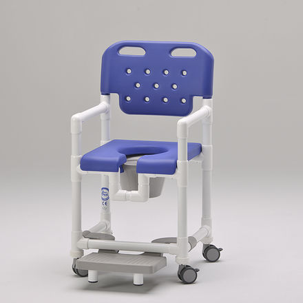 Silla de ducha con reposabrazos - SCC 200 FT PP - RCN Medizin - con ruedas / con placa reposapiés deslizante / con apertura higiénica