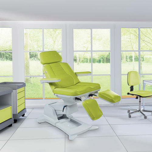 Sillón de reconocimiento podológico - Podo 5 - Lemi MD - eléctrico / de altura variable / con reposapiernas