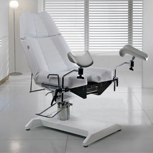 Sillón de reconocimiento ginecológico - Hydro Gyno - Lemi MD - para urología / hidráulico / mecánico