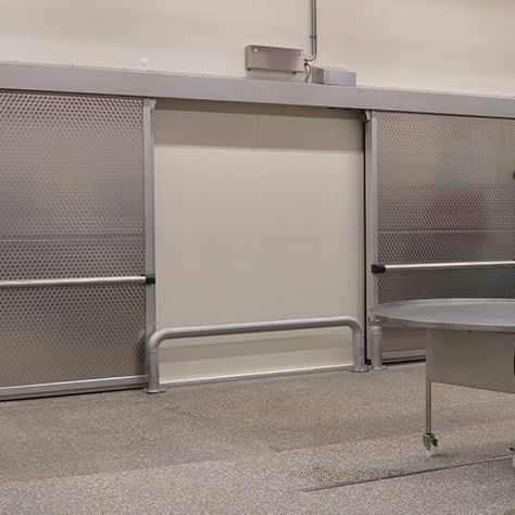 Puerta con blindaje - Polaris Freezer - Metaflex Doors Europe - para cámara frigorífica de laboratorio / corredera / de acero inoxidable