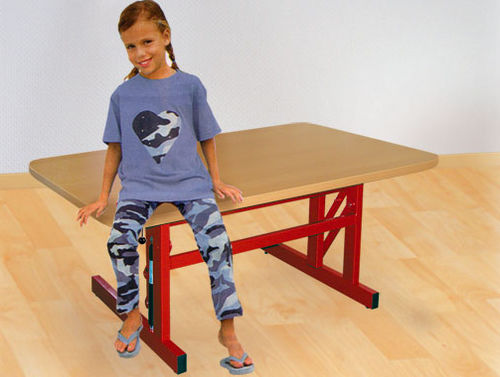 Mesa de ergoterapia de altura variable - ergo P1 52 R - Möckel Feinmechanik - pediátrica