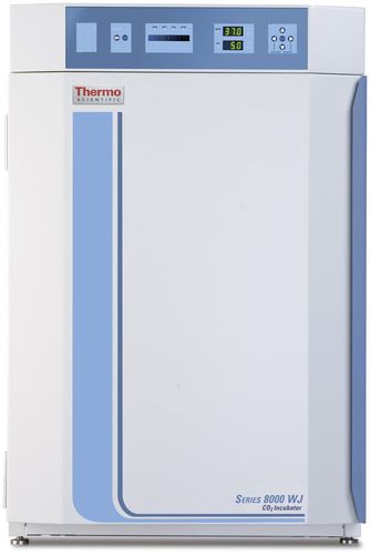 Incubadora de laboratorio de CO2 - 8000 - Thermo Scientific - de cultivo celular / de mesa / con 1 puerta