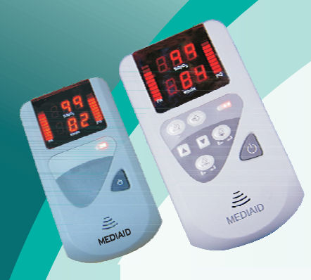 Pulsioxímetro portátil de mano - 30 - Mediaid Inc. - compacto / médico / alimentado por batería