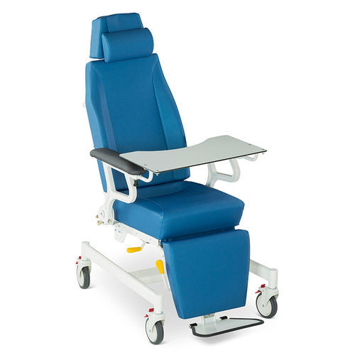 Sillón de descanso ergonómico - 6700 - Lojer - geriátrico / con reposapiernas / con ruedas
