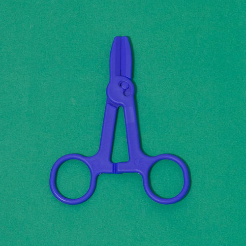 Fijador de tubos para hemodiálisis - 081540 - MultiMedical
