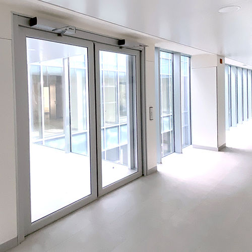 Puerta de protección - BS-900 - Grupsa - para sala de operaciones / para cuidados intensivos / corredera