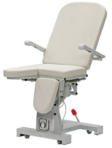 Sillón de reconocimiento podológico - SP.4000E - Orla Equipamientos Clínicos - eléctrico / de altura variable / 3 secciones