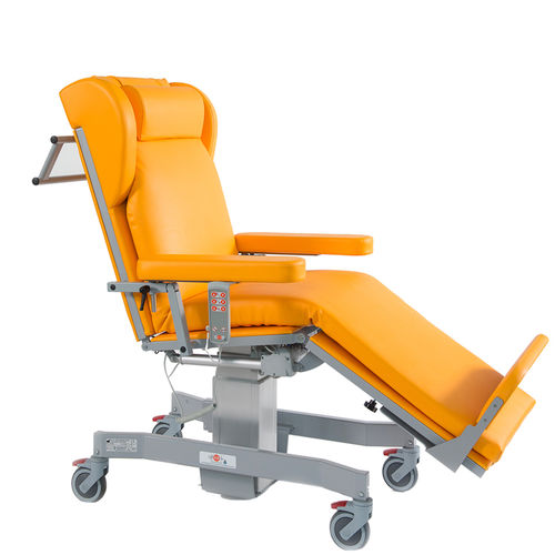 Sillón para tratamiento eléctrico - MODENA - 5.9 Care Weighing Systems - de altura variable / con reposapiernas / con reposapiés