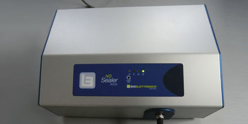 Sellador térmico de tubos de bolsas de sangre - BIO22 - Bioelettronica