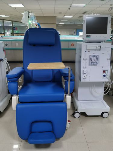 Sillón para hemodiálisis eléctrico - PY-YD-310 - Nanning Passion Medical Equipment - de 3 secciones / para quimioterapia / con ruedas