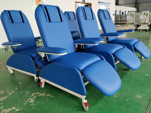 Sillón para hemodiálisis eléctrico - PY-YD-810 - Nanning Passion Medical Equipment - de 3 secciones / para quimioterapia / con ruedas