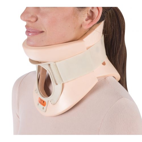 Collarín cervical rígido - 79-831 series - Trilliant Surgical - C4 / con abertura de traqueotomía / con mentonera