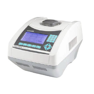 Termociclador con función gradiente - MultiGene™ OptiMax - Labnet International - de efecto Peltier / de 96 orificios / compacto
