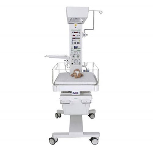 Mesa de reanimación neonatal con lámpara de fototerapia - OKM 730 - Okuman Medikal Sistemler Anonim Sirketi - con ruedas / Trendelenburg