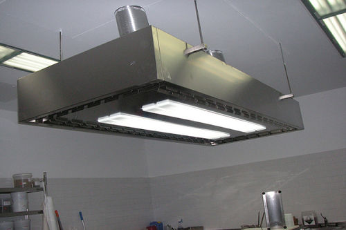 Sistema de alimentación de aire para salas de autopsia - TFAH 900 - Thalheimer Kuehlung - con luz