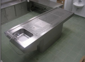 Mesa de autopsia de medicina legal - MA-0977 - MEDIS Medical Technology - fija / de acero inoxidable