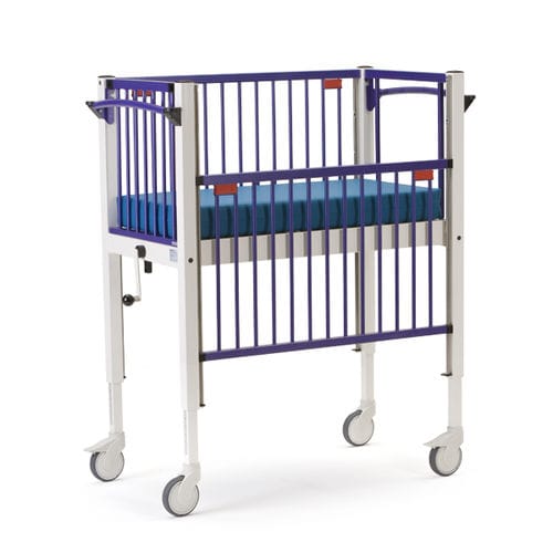 Cama de hospital - Standard  - Oostwoud International - manual / pediátrica / de altura regulable
