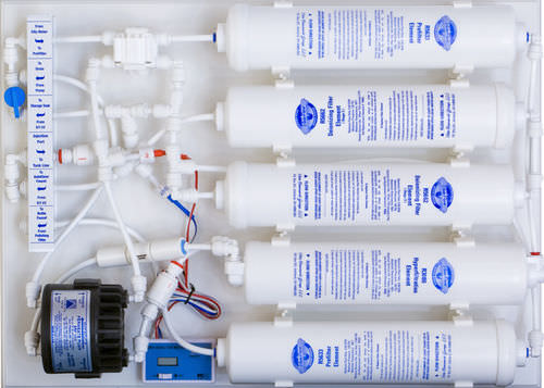 Sistema de tratamiento de agua para autoclaves - VistaPure - Pelton & Crane