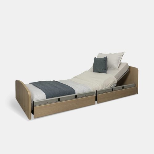 Cama para asistencia domiciliaria - SERACARE LOW - TEKVOR CARE - manual / Trendelenburg / de 4 secciones