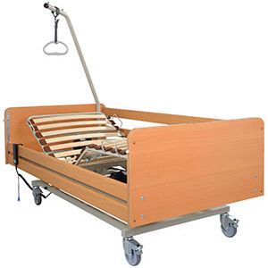 Cama médica - S4 - aks - Aktuelle Krankenpflege Systeme - para asistencia domiciliaria / eléctrica / de altura regulable