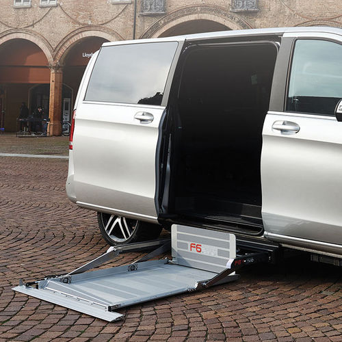 Plataforma elevadora para silla de ruedas - F6 Multilink Evo  - Autolift - montada en vehículo