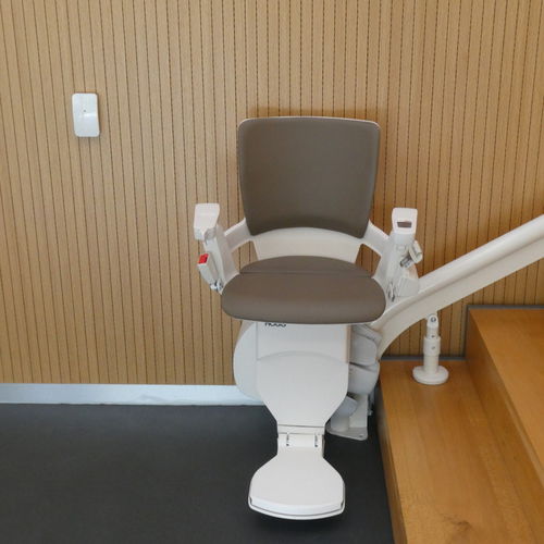 Salvaescaleras para escalera con giros - Mono Smart - Högg Liftsysteme - para humanos