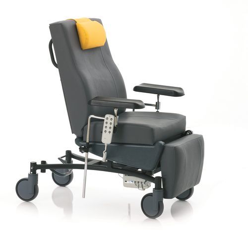 Sillón para extracción de sangre eléctrico - P-KL-004 - PROMEK - de 3 secciones / con reposapiernas / con reposabrazos