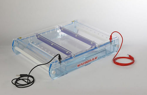 Cubeta de electroforesis vertical - E12201 - ABDOS LABTECH PRIVATE LIMITED. 