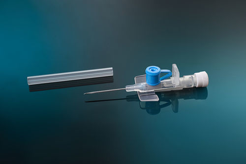 Aguja de inyección intravenosa - Farcocathe I.V. Cannula - Farcomake - con aleta / estériles / de seguridad