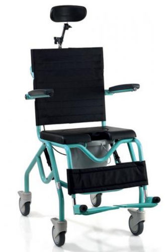 Silla de ducha con reposabrazos - GR312 - Nuova Blandino - con ruedas / con reposapiés / con cubo