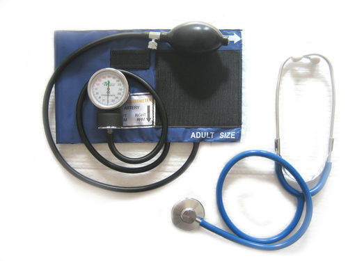 Tensiómetro aneroide - MC-50B - Wuxi Medcare Instrument Co., Ltd. - con estetoscopio