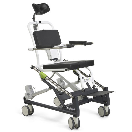 Silla de ducha con reposabrazos - Dolphin II - Human Care Group - con reposapiés / con respaldo / para personas con movilidad reducida