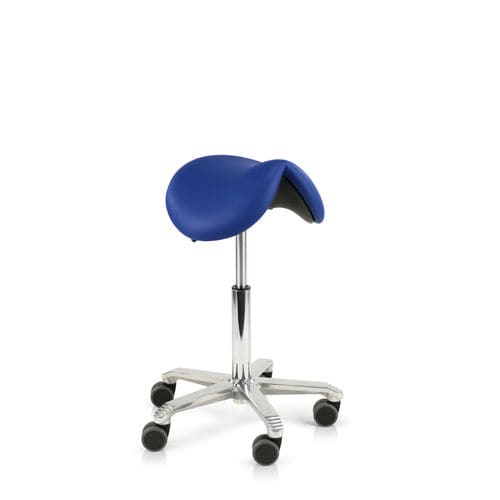 Taburete para centro sanitario - Seamless upholstered Jumper  - Score BV - de altura variable / con ruedas / con forma de silla de montar