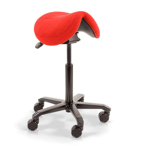 Taburete para centro sanitario - Office Jumper - Score BV - de altura variable / con ruedas / con forma de silla de montar