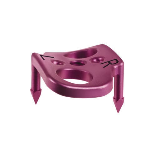 Grapa ortopédica artrodesis vertebral anterior - REVERE® - Globus Medical - no reabsorbible
