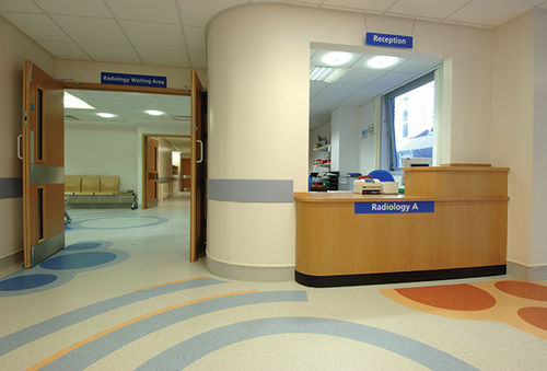 Pavimento de PVC - Prestige - Polyflor - de poliuretano / de PUR