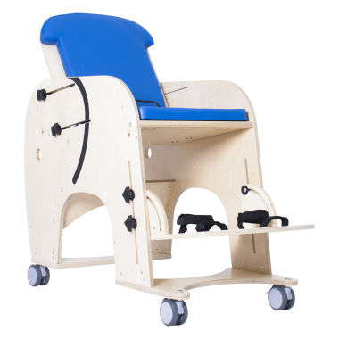 Silla con ruedas - MEDICUS™ - Akces-Med - con reposapiés