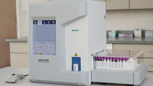 Analizador de hematología automático - ADVIA® 560  - Siemens Healthineers - Laboratory Diagnostics - compacto / 26 parámetros / con diferenciación de 5 partes