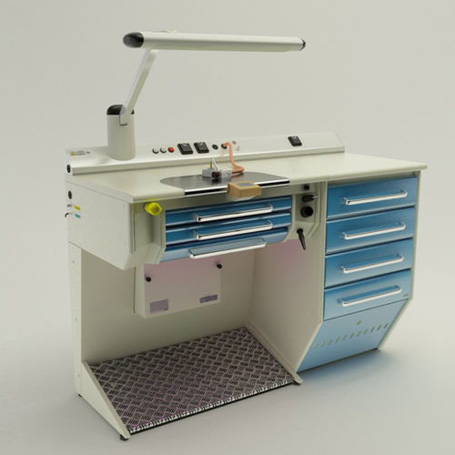 Puesto de trabajo para laboratorio dental con luz - Operativa 2  - CATO - con reposapiés