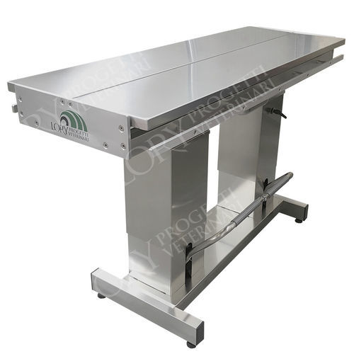 Mesa de operaciones veterinarias hidráulica - Mercury - Lory Progetti Veterinari srl - para animales grandes / con altura regulable / con plataforma en V