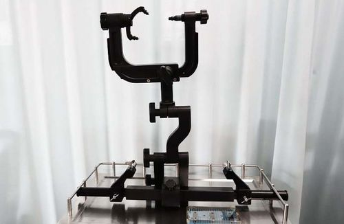 Fijador craneal para neurocirugía - AOTA307 - Rooe Medical - de fibra de carbono