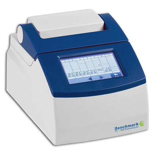 Termociclador de 32 orificios - TC-32 - BENCHMARK SCIENTIFIC - de alta eficacia / con pantalla táctil